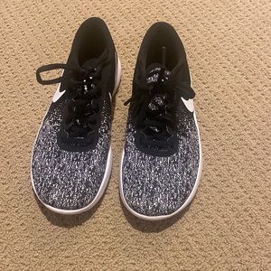 Womens Nike sneakers 6.5